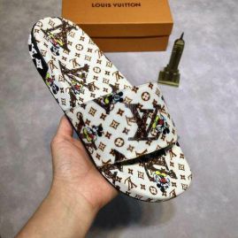 Picture of LV Slippers _SKU584983661922029